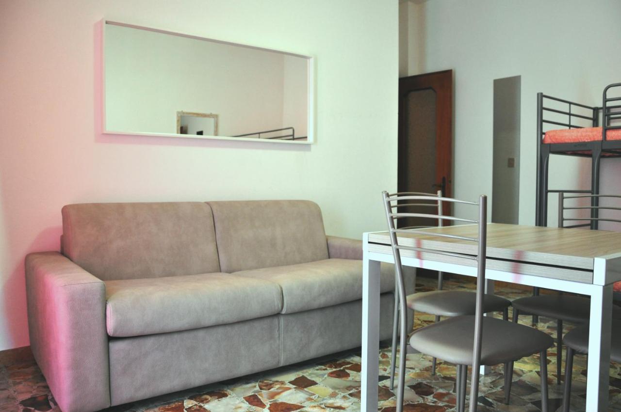 Viale Repubblica 329 1 Apartment Pietra Ligure Exterior photo