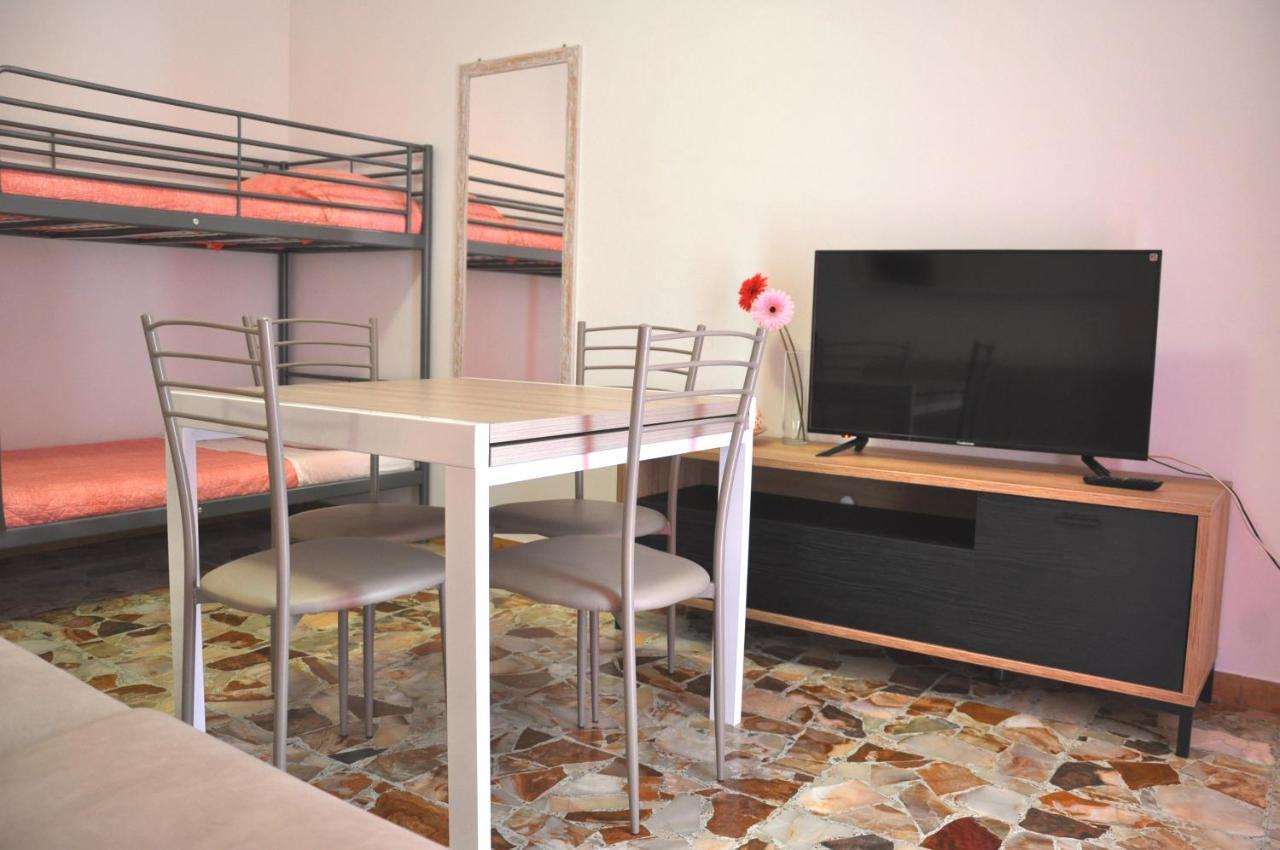 Viale Repubblica 329 1 Apartment Pietra Ligure Exterior photo